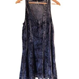Free people blue velvet dress with a touch of boho charm lined